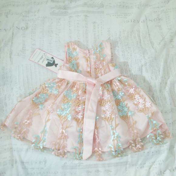 New 4pc Pink formal baby girl dress and sandals - Picture 8 of 8
